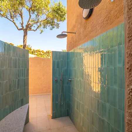 Cactus, Costa Corallina בית נופש *